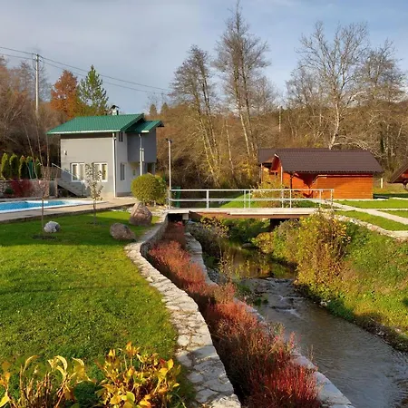 Forest Resort *